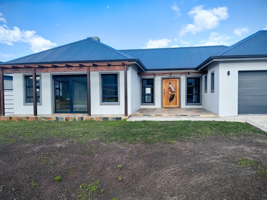 To Let 4 Bedroom Property for Rent in Blue Mountain Village Western Cape